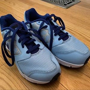 Nike girls runners new